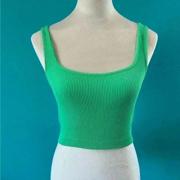 Zara green crop top in size medium / large - Picture 1 of 4